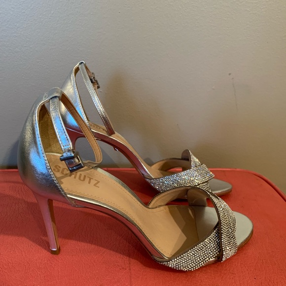 Shutz silver bling heels w/ankle strap - Picture 3 of 9